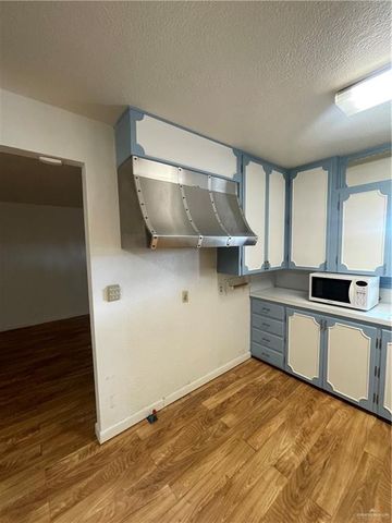 3929 E Business 83, Weslaco, TX 78596