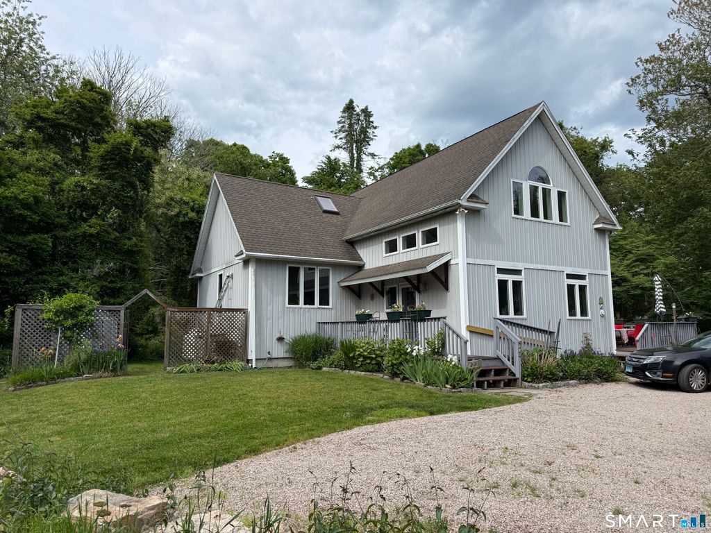 221 Wamphassuc Road, Stonington, CT 06378
