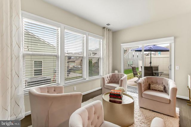 6312 VIRGINIA BLUEBELL LN, Haymarket, VA 20169