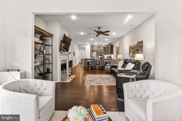 6312 VIRGINIA BLUEBELL LN, Haymarket, VA 20169