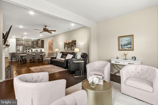 6312 VIRGINIA BLUEBELL LN, Haymarket, VA 20169