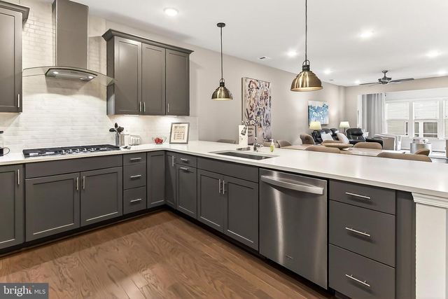 6312 VIRGINIA BLUEBELL LN, Haymarket, VA 20169