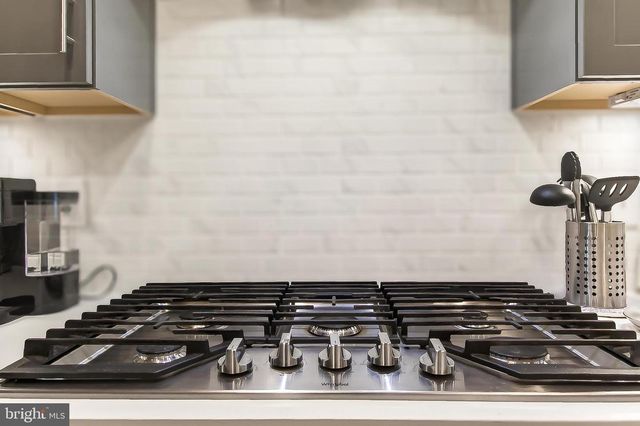 6312 VIRGINIA BLUEBELL LN, Haymarket, VA 20169