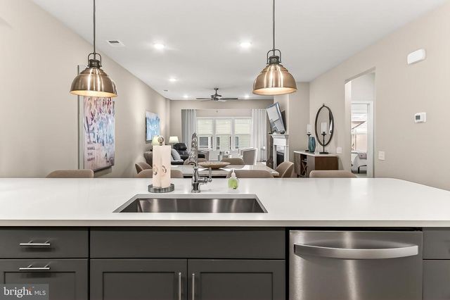 6312 VIRGINIA BLUEBELL LN, Haymarket, VA 20169