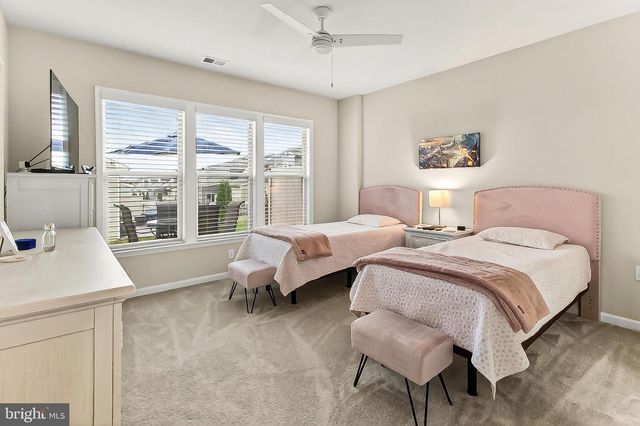 6312 VIRGINIA BLUEBELL LN, Haymarket, VA 20169