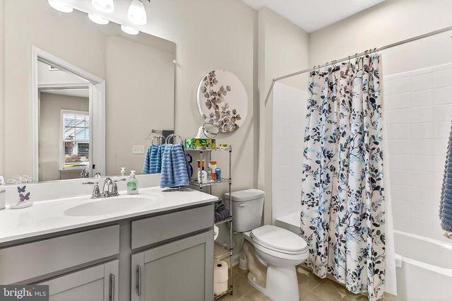 6312 VIRGINIA BLUEBELL LN, Haymarket, VA 20169