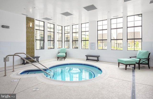 6312 VIRGINIA BLUEBELL LN, Haymarket, VA 20169