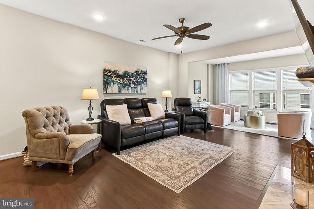 6312 VIRGINIA BLUEBELL LN, Haymarket, VA 20169