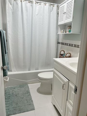 1641 NE 55th Street, Fort Lauderdale, FL 33334