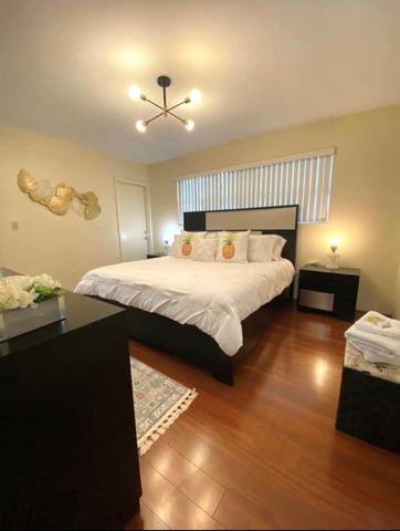 1641 NE 55th Street, Fort Lauderdale, FL 33334