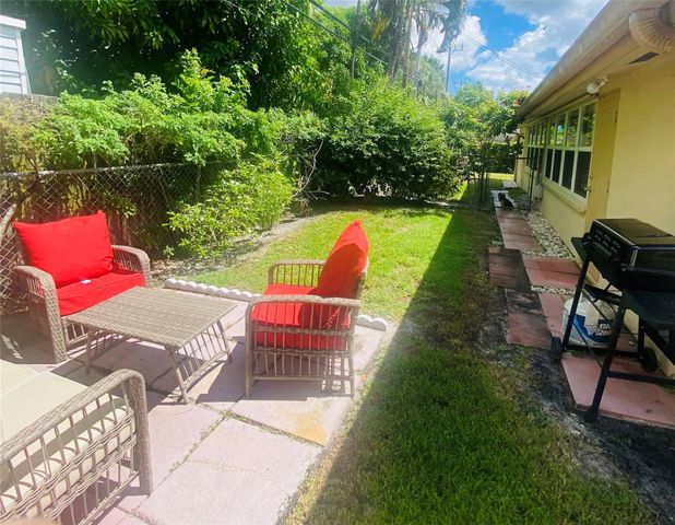 1641 NE 55th Street, Fort Lauderdale, FL 33334