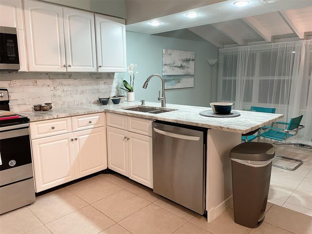 1641 NE 55th Street, Fort Lauderdale, FL 33334