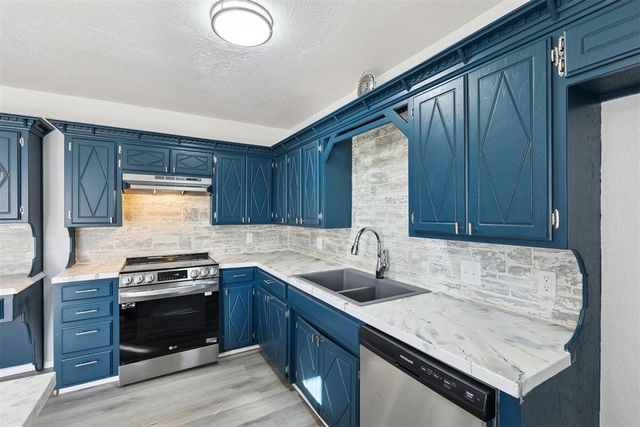 909 W Chickasaw Lane, Stillwater, OK 74075