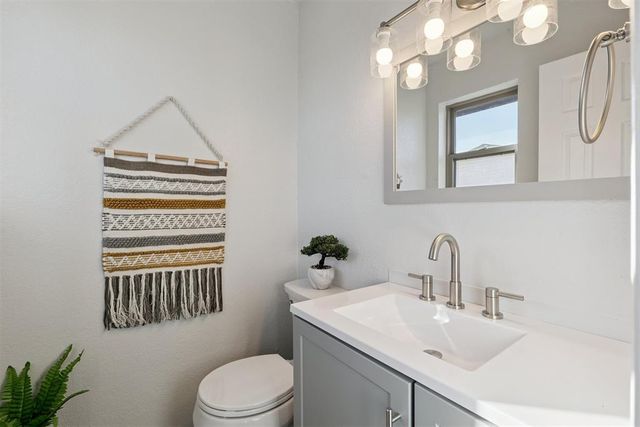 909 W Chickasaw Lane, Stillwater, OK 74075