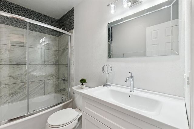 909 W Chickasaw Lane, Stillwater, OK 74075