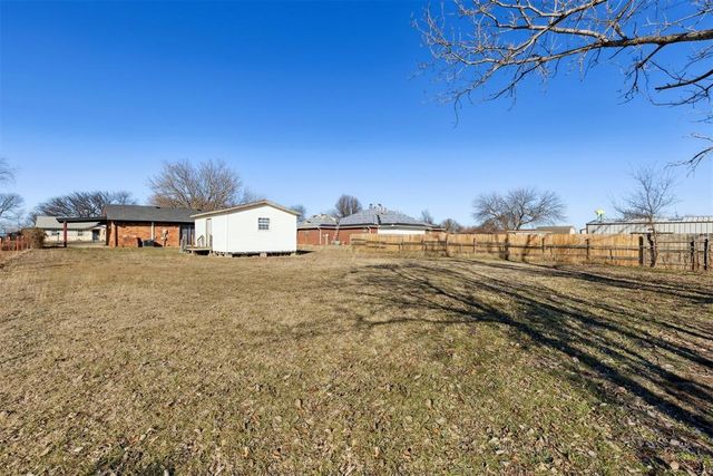 909 W Chickasaw Lane, Stillwater, OK 74075