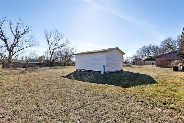 909 W Chickasaw Lane, Stillwater, OK 74075