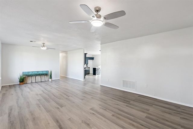 909 W Chickasaw Lane, Stillwater, OK 74075