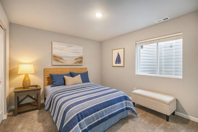 17549 Beechwood Lane, Spring Lake, MI 49456