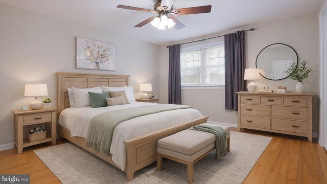 6 HILLCREST CIR, Doylestown, PA 18901