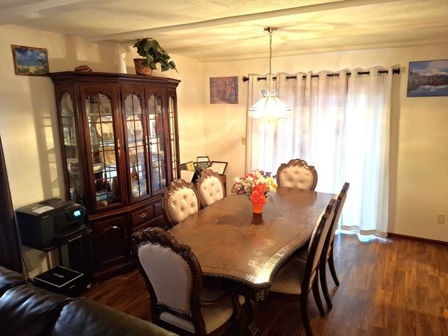 85 Idlewood St, Southbridge, MA 01550