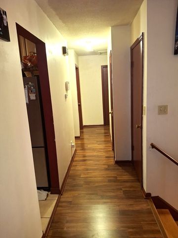 85 Idlewood St, Southbridge, MA 01550