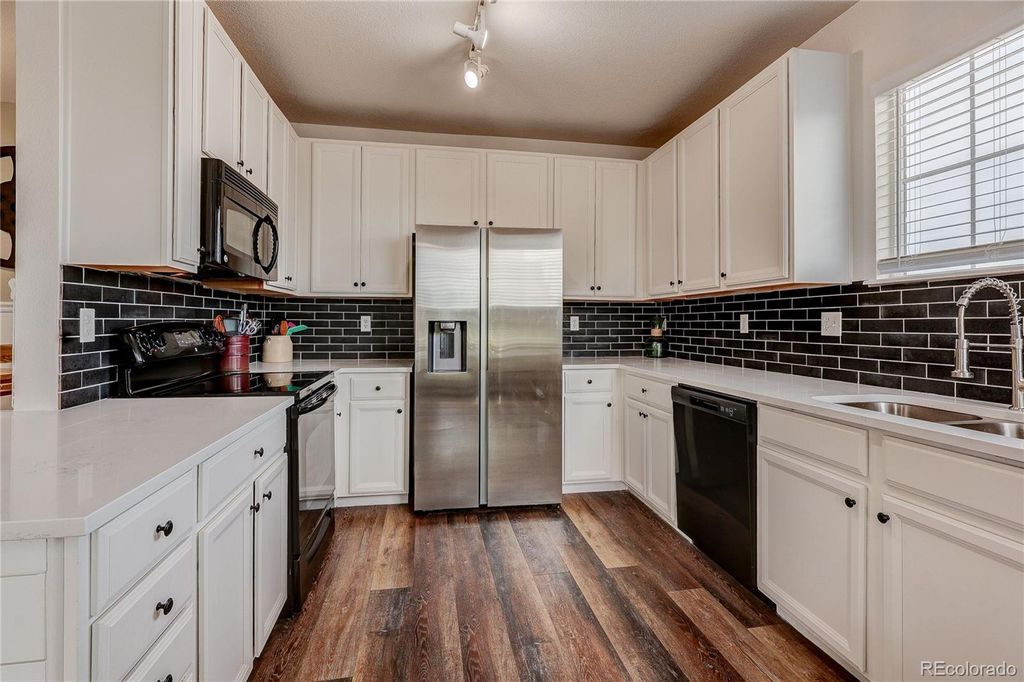 15800 E 121st Avenue 6, Brighton, CO 80603