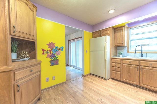 1705 GREGG Road, Bellevue, NE 68005