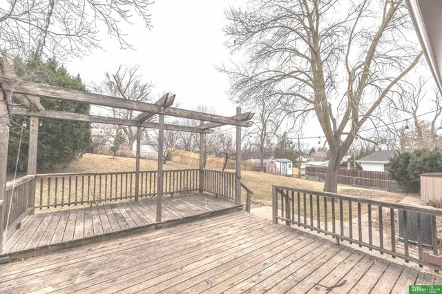 1705 GREGG Road, Bellevue, NE 68005