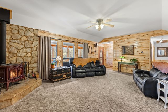 3879 County Road 4220, Commerce, TX 75428