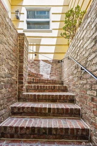 40 White Street, San Francisco, CA 94109