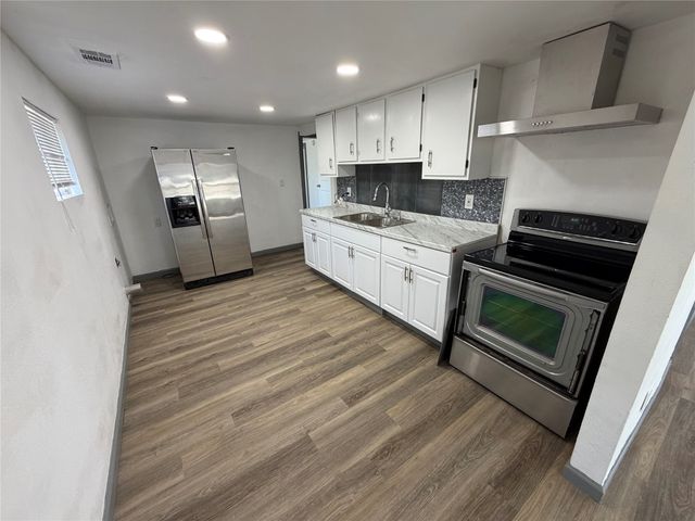 1403 SE Martin Luther King Jr Street, Mineral Wells, TX 76067