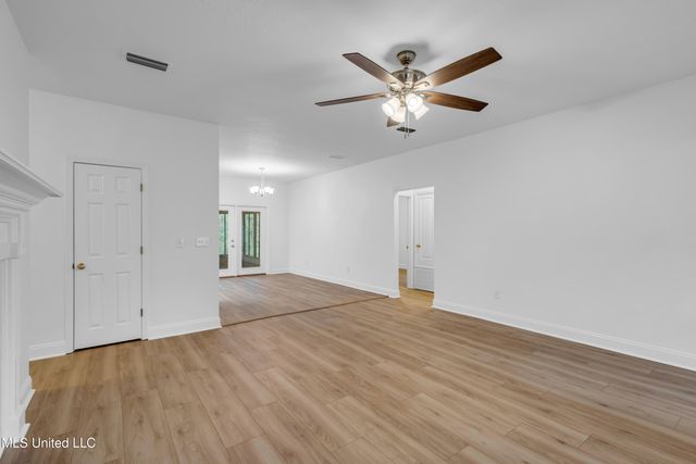 1528 Barracuda Drive, Gautier, MS 39553