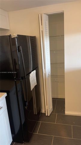 1440 Brickell Bay Dr 508, Miami, FL 33131