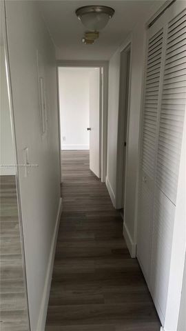 1440 Brickell Bay Dr 508, Miami, FL 33131