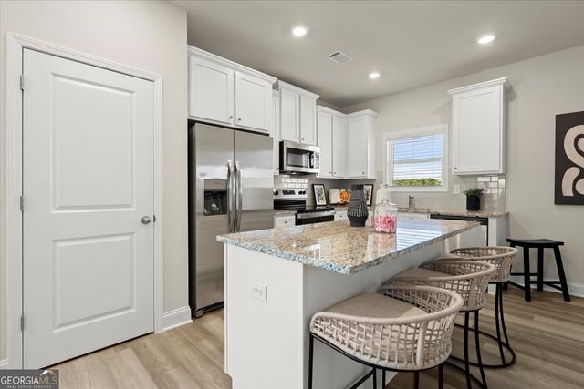 988 Elwood Street, Dacula, GA 30019