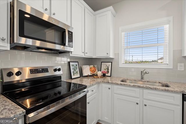 988 Elwood Street, Dacula, GA 30019