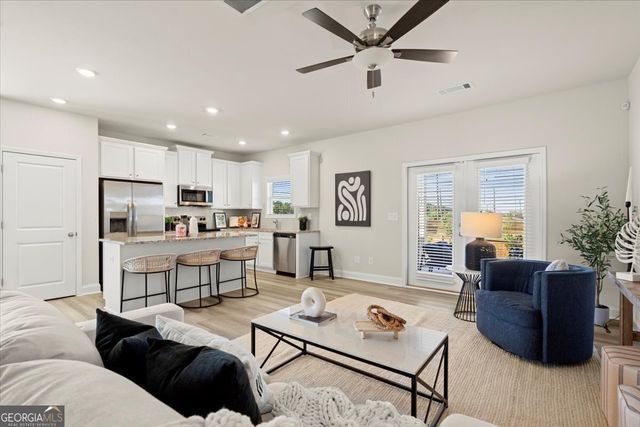 988 Elwood Street, Dacula, GA 30019