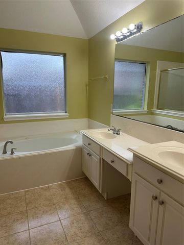 11402 Softbreeze Court, Pearland, TX 77584