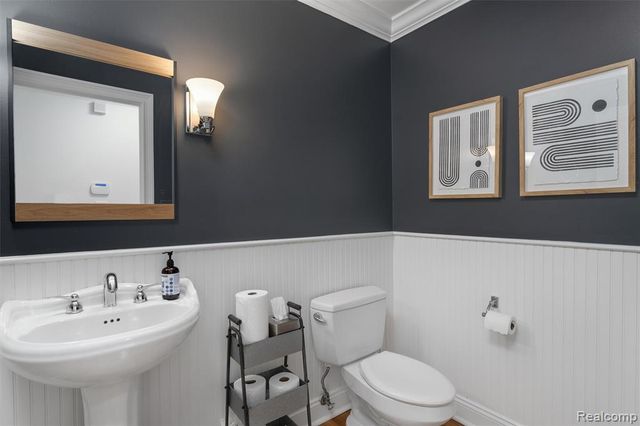 174 Hillboro Drive, Bloomfield Hills, MI 48301