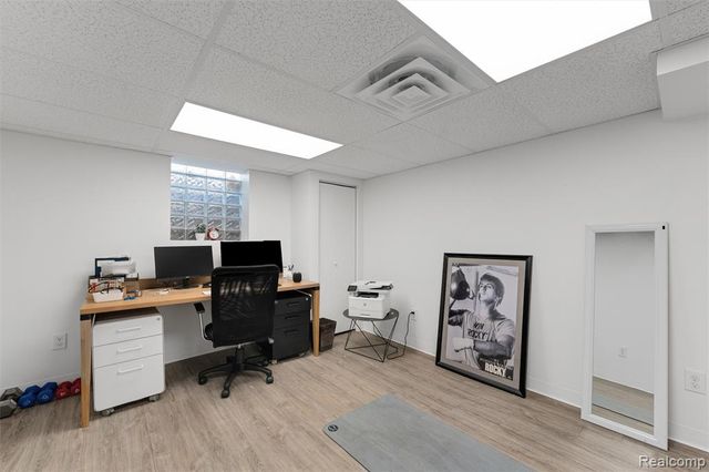 174 Hillboro Drive, Bloomfield Hills, MI 48301