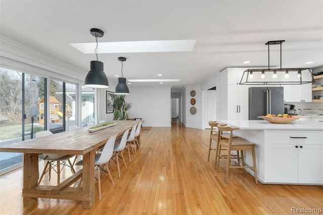 174 Hillboro Drive, Bloomfield Hills, MI 48301