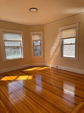 474 Talbot Ave 3, Boston, MA 02124