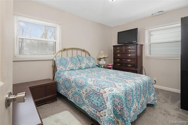 21510 Remick Drive, Clinton Township, MI 48036