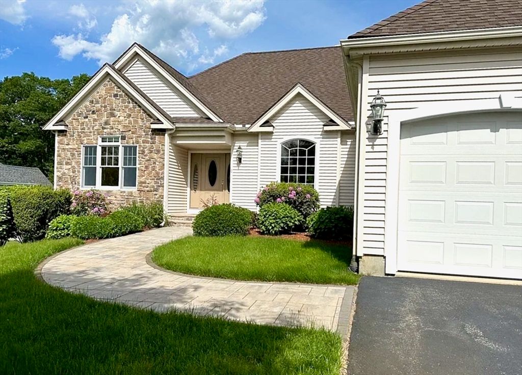894 Liberty St 2, Braintree, MA 02184