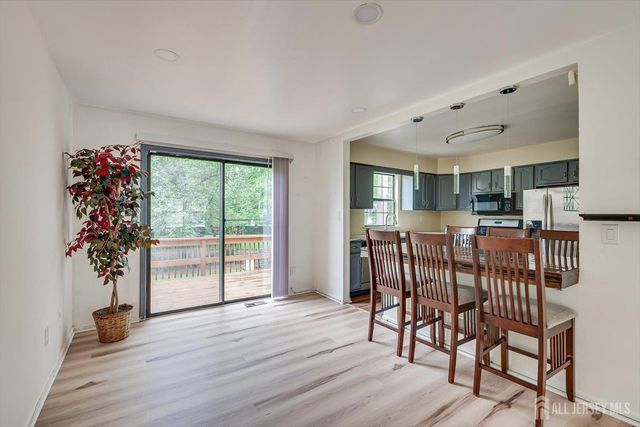 503 Timber Oaks Road, Edison, NJ 08820