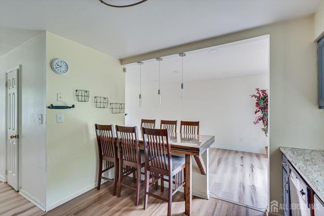 503 Timber Oaks Road, Edison, NJ 08820