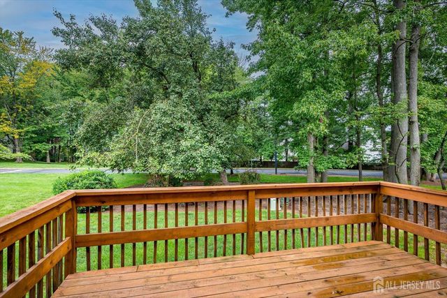 503 Timber Oaks Road, Edison, NJ 08820