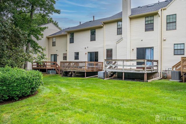 503 Timber Oaks Road, Edison, NJ 08820