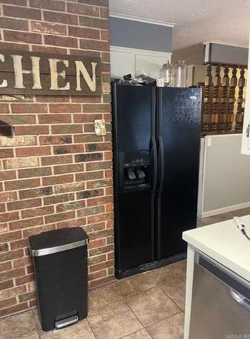 1601 Rainbow Dr, White Hall, AR 71602